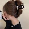 Pinza grande para el cabello de terciopelo rojo Benmingnian para mujer, nueva pinza de agarre de alta gama 2024, pinza de tiburón para la cabeza trasera de Año Nuevo