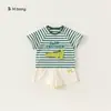 ¡Envío gratis! Nuevo conjunto de ropa de verano para niños: Camiseta a rayas y shorts, atuendo casual para bebés niños, conjunto de dos piezas para niños