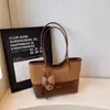 Bolsa de mano casual retro de gran capacidad Shuai Mi Home para mujer, nuevo bolso de hombro de moda 2026, bolso de axila, bolsa de mano para ir al trabajo