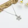 Colar de Moda Europeu e Americano Transfronteiriço Mais Vendido Luxo Leve Flor de Amor Borboleta Vazada Corrente de Clavícula com Temperamento de Nicho Feminino Atacado