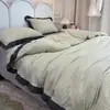 Conjunto de Quatro Peças em Gaze Dupla de Algodão Puro com Borda de Renda Versão Coreana 2026 com Estampa de Princesa Francesa Conjunto de Quatro Peças de Algodão Puro