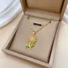 [Aço titânio] Folhas de girassol luz de luxo elegante lindo colar de diamantes das mulheres All-match clavícula cadeia de aço de titânio