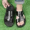 Sandalias de Suela Blanda Antideslizantes para Hombre Verano Nuevo Estilo Zapatos de Playa de Cuero Pantuflas para Exteriores Pantuflas Casuales Antideslizantes para Hombre