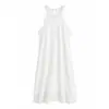 Vestido de Verão Feminino Longo Evasê Branco com Gola Halter Estilo Francês Embossado Estilo Festivo