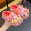 Pantufas de inverno quentes para meninas, forradas com fleece, impermeáveis e fofas para usar em casa, adequadas para bebês e meninas pequenas, com sola antiderrapante