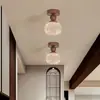 ¡Guau! Candelabro de comedor hecho a medida estilo mediados de siglo con un toque de alta gama, luz de techo pequeña color nogal retro para protección ocular para entrada y pasillo