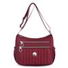 Bolsa de Mamá Bolsa de Tela de Nailon Ligera Bolso de Hombro Casual a la Moda Simple Multicapa Versátil Bandolera