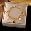 Pulsera de Acero de Titanio de Alta Calidad que no se decolora Lujo Ligero Versátil Estilo Ins Chapada en Oro de 18K Joyería de Mano Exquisita de Gama Alta
