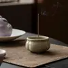Pequeno incensário cerâmico de três pernas com cinzas de planta, para uso doméstico, ferramentas de incenso para cerimônia do chá chinesa, para incenso em varetas, porta-incenso, interno