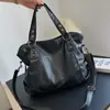 Bolsa Transversal Feminina de Comércio Exterior Transfronteiriço 2025 Nova Bolsa Tote de Grande Capacidade Bolsa de Mão para o Dia a Dia Bolsa de Ombro Simples de Couro Macio