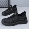 Sapatos de pano do Velho Pequim, sapatos de calçar para pais, sapatos casuais para homens de meia-idade e idosos, sapatos para caminhar com solas macias, sapatos esportivos respiráveis para atividades ao ar livre