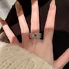 Anillo de Set de Anillos de Imitación de Jade en Capas de Nuevo Estilo Chino de Moda con un Sentido de Nicho Retro y Sofisticación, Anillo Desmontable