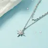 Collar de Lujo Ligero con Estrella de Seis Puntas de Diamante Completo y Perla en Forma de Luna con un Diseño Moderno, Estilo Minimalista Fresco, Nueva Cadena para Clavícula