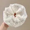 Goma para el pelo de tela a cuadros estilo coreano, pañuelo cuadrado grande para el pelo, accesorio para el pelo con un adorno de coleta de alta gama y elegante