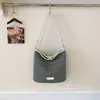 Bolsa de palha casual e descontraída estilo coreano, tecido fly-knit, grande capacidade, novo modelo 2026, adequada para férias na praia e para o dia a dia