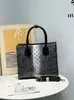 Bolso de Mano de Gran Capacidad con Patrón de Cocodrilo Europeo y Americano para Mujer 2023 Nuevo Bolso Cruzado de Hombro Único de Lujo Accesible para Mujer