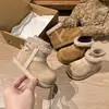 2026 Nuevas Botas de Nieve para Mujer Invierno Patata Pequeña Retro Birkenstock con Decoración Peluda, Forradas de Felpa, Cálidas, Antideslizantes