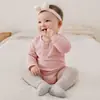 Macacão para Bebê Recém-Nascido Modal Verão Estilo Fino Classe A Macacão Triângulo de Bebê Macacão de Engatinhar Manga Longa Roupa de Dormir