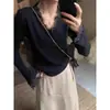 Blusa de tricô com decote V em renda estilo coreano para mulheres, para outono e inverno, design estiloso, caimento justo, com mangas sino