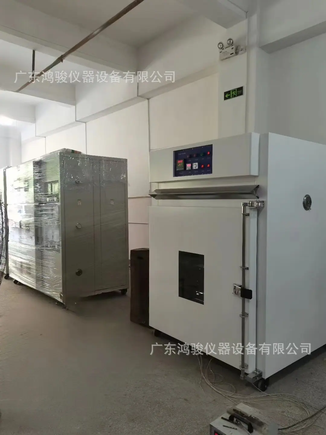 鸿骏高温烤箱2