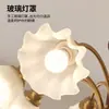 Araña de sala de estar retro americana, vidrio de flor de lirio del valle romántico francés, accesorio de iluminación de madera maciza vintage de alta gama para dormitorio y comedor