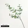 Bestseller transfronterizo: hojas de eucalipto artificiales, plantas verdes falsas, flores artificiales, ramos de boda, arreglos florales, decoración del hogar y decoraciones para casas modelo