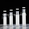Frasco de Loção Branco Fosco 30ml 50ml Frasco Spray Tampa Prata Brilhante Cosmético Frasco Vazio Pronto para Venda