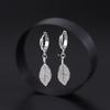 Pendientes de Aro con Forma de Hoja Tachonados de Diamantes de Lujo de Gama Alta, Diseño Minimalista, Pendientes Elegantes, Nueva Tendencia de Pendientes 2026