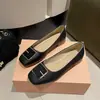 Elegantes Mocasines 2026 de Boca Baja con Hebilla Cuadrada, Superficie Suave, Estilo Slip-On, Suela Suave, Estilo Francés de Primavera, Versátiles, Modernos, Cómodos, Zapatos Planos Modelo Nuevo