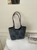 Bolso grande de mano estilo coreano para mujer, modelo nuevo para el uso diario, bolsa de mano tipo tote retro simple, bolso de hombro casual