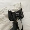 2026 Nueva Moda Color Sólido Dulce Fresco Estilo Chica Caliente Bolso Grande de Hombro Cruzado para Viajes Diarios Bolso de Axila Estilo Motociclista para Mujeres