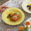 Prato de renda na cor creme para uso doméstico, prato de frutas para café da manhã, prato de salada, prato de vegetais, prato de lanche plástico estilo creme, prato de palha de PP