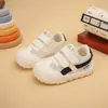 Tênis Esportivo Infantil 2026 Primavera e Outono Novo Estilo Tênis de Treino Alemão para Bebê Tênis com Solado Macio para Meninos Tênis Casuais Board Shoes Unissex
