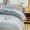 Conjunto de Quatro Peças em Malha Leite com Listras Catiônicas Outono/Inverno Espessado Quente Coral Fleece Flanela Dupla Face Roupa de Cama