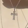 Versión Alta V Jinbaojia Collar de Cruz Completamente Incrustado de Diamantes para Mujer Cadena de Clavícula de Oro Rosa de 18 Quilates Collar Completamente Incrustado de Diamantes para Mujer