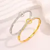 Pulsera tejida en forma de corazón con diamantes completos para mujer, moderna, versátil, eterna, grabada con palabras en inglés, para parejas y mejores amigos, hebilla, pulsera de acero de titanio