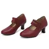 Zapatos Nuevos Británicos Primavera y Otoño 2025 Encaje Quemado Hebilla Redonda Zapatos de Boca Baja Tacones Gruesos 40-48 Zapatos de Comercio Exterior