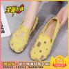 Sapatos Casuais Versáteis de Verão em Mesh Slip-On Respiráveis para Mulheres 2025 Novos Sapatos Femininos Vazados em Mesh de Sola Fina para Exterior