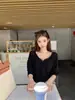 Blusa de Tricô Leve e Respirável Coleção Primavera Verão 2025 Decote V Efeito Emagrecedor Recorte na Cintura Top Branco Tamanho Único Cinza Preto