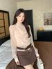 Xiuxixi Outono 2025 Marca Branca Estilo Coreano Elegante e Gracioso Gola Cachecol Fluida Emagrecedor Chiffon Top com Forro de Lã 89601
