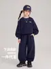 Conjunto de Sudadera con Capucha y Pantalones Deportivos de Otoño para Niñas Ropa Deportiva Infantil Holgada Estilo Coreano Nuevo 2026 Conjunto de Dos Piezas para Niñas Pequeñas de Primavera y Otoño