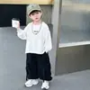 Camiseta de Primavera para Niños 2026 Nuevo Estilo Infantil Lisa Versátil Capa Base Bebé Primavera/Otoño Casual Top para Niño