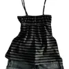 Top Listrado Preto e Branco Moderno com Gola Halter para Garotas Descoladas, Elegante e Sexy, Nova Moda de Verão