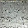 Máquina grande bordado hueco tela bordada algodón tela bordada algodón para mujer fabricantes tela para vestido