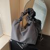 Bolsa de Ombro Transversal Tote Plissada de Grande Capacidade da Moda para Viagem Transfronteiriça Feminina 2025 Nova Primavera e Verão Casual