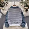 Blusa feminina estilo coreano solta, falsa de duas peças, outono novo, casual, versátil, plissada, costura jeans, suéter listrado
