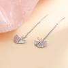 Zircón Hoja de Ginkgo Línea de Oreja Lujo Ligero Antiguo Sansheng Albaricoque Aretes Femeninos Elegantes Cálidos Diamante Completo Abanico Hoja Cadena de Oreja