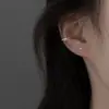 Nicho Light Luxo Clipe de Orelha Clipe de Osso de Orelha Elegante Feminino 2023 Novo Estilo Geométrico Cruzado da Moda Hong Kong Novo Estilo Chinês Furos de Orelha