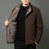 Casaco masculino de inverno com forro de fleece em veludo cotelê, gola alta, espessado e quente, jaqueta de algodão estilo pai com padrão de losangos