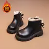 Botas Martin para Meninas 2025 Inverno Novos Sapatos Infantis Sapatos de Princesa para Menininhas Botas de Couro com Acolchoamento Duplo de Veludo Botas de Cano Curto